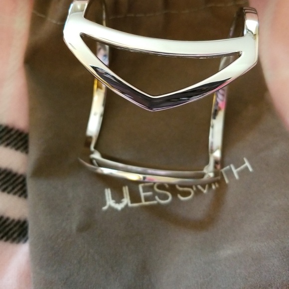 🎄🎁New Jules Smith Jane cuff! - Picture 3 of 3